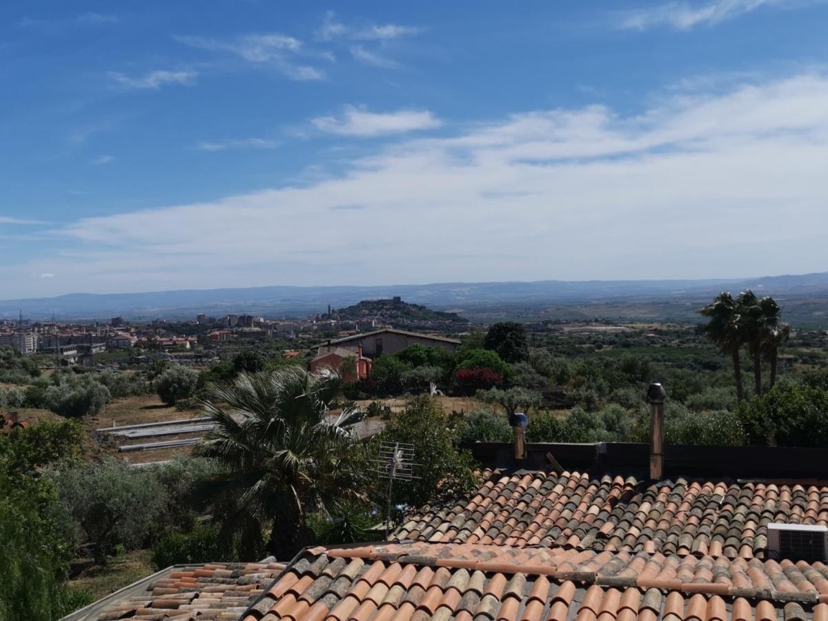 La Fattoria Dei Nonni Pension Paterno  Buitenkant foto