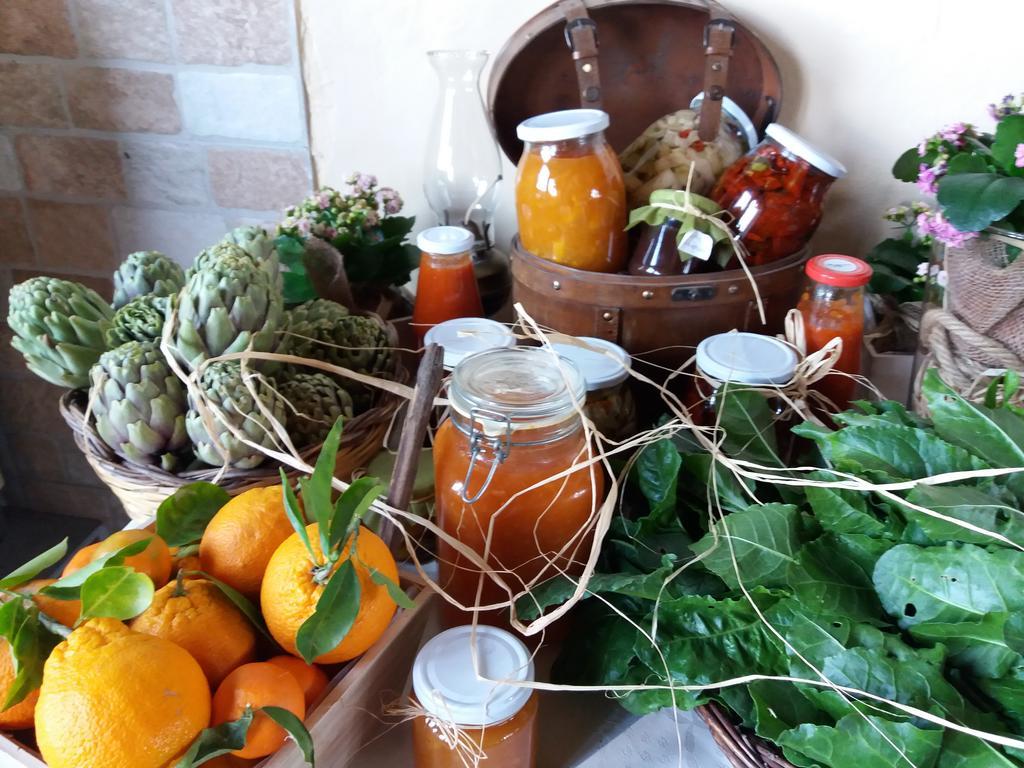 La Fattoria Dei Nonni Pension Paterno  Buitenkant foto